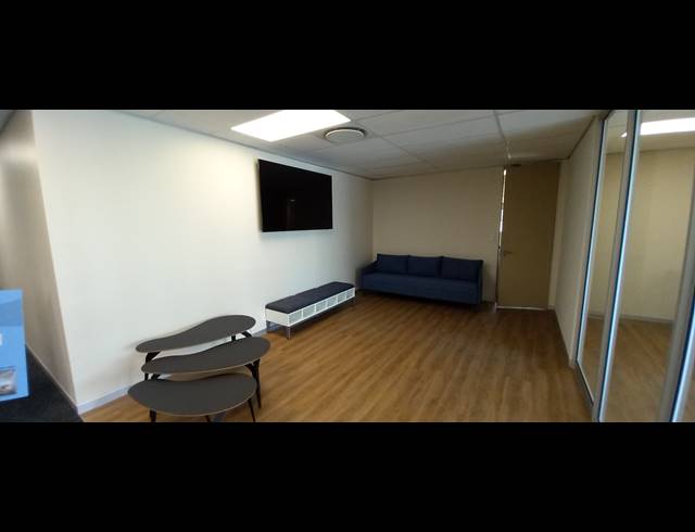 1,203M² OFFICE TO LET IN WOODMEAD